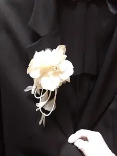 コサージュ ブローチ