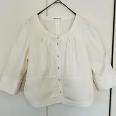 BRIGITTE ノーカラージャケット ホワイト 7分袖　きれいめ