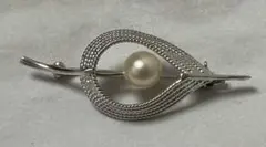 コスチュームジュエリー★天然パールブローチ　SILVER刻印