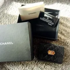 洋梨ちゃん様専用✩美品⋆꙳CHANELキャビアスキン三つ折り財布