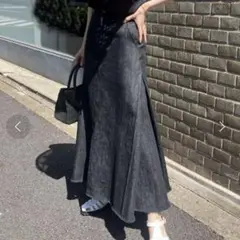 オードリーアンドジョンワッド　サイドプリーツデニムロングスカート