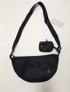 D.KELLY ブラック ショルダーバッグ