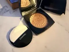 【限定】✨CHANEL ペルル　ドゥ　ルミエールのサムネイル