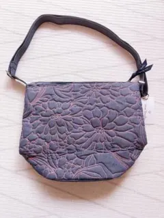 ヴェラブラッドリー 花柄キルティングショルダーバッグ