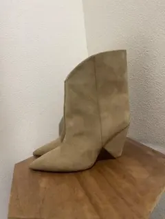 新品H&M ベージュショートブーツ　サイズ40