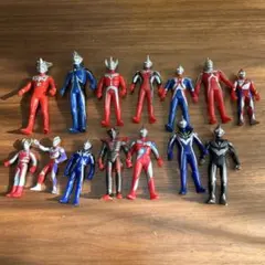 ウルトラマン　ソフビ　フィギュア　　14体
