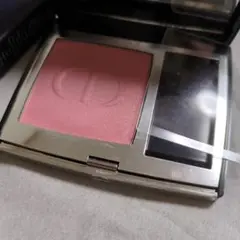 ディオールスキンルージュブラッシュチークカラー212チュチュホログラフィック