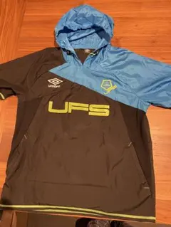 アンブロ　ウィンドブレーカー