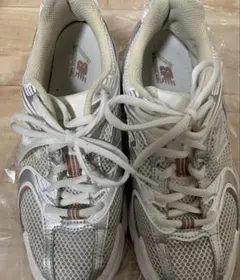 ニューバランス 530 24.5