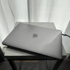 MacBook Pro 2018 13インチ Core i7 16GB 1TB