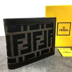 未使用品 FENDI 二つ折り財布 ズッカ柄 FF柄 箱付き 138のサムネイル