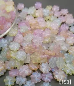 【153】クローバーアクリルビーズ 16㎜ 40個 350円