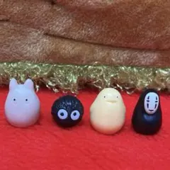 トトロ　クロスケ　千と千尋の神隠し　4個セット