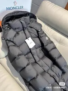 MONCLER ダウンジャケット