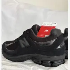 【即完売品】New Balance 2002R トリプルブラック　27cm