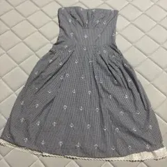 ドレステリア　ギンガムチェック柄 アンカー刺繍 ベアトップワンピースのサムネイル