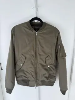HARE MA-1ジャケット Mサイズ オリーブのサムネイル