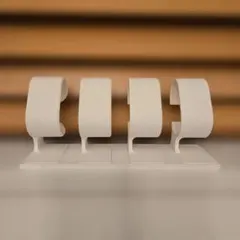 【白い】プラスチック製時計スタンド 4個