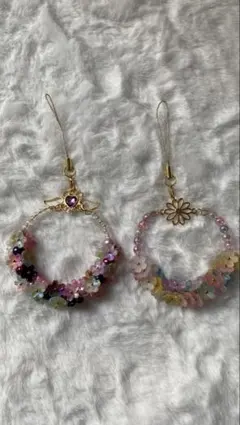 ハンドメイド 花モチーフストラップ　2個セット