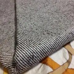 まとめ買い歓迎ストライプ模様の生地 グレーと茶色