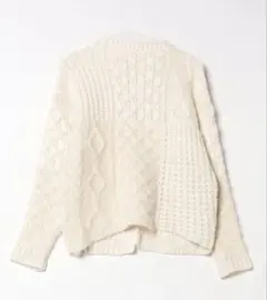 アイボリー ケーブルニットセーター 長袖　KBF アーバンリサーチ