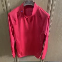 Under Armour レッド 長袖アンダーシャツ