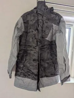 Under Armour Armour Storm フード付きジャケット SM