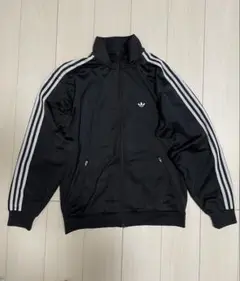 adidasナイロンジャケット　常田大輝類似品着用 カンボジア製 adidasナイロンジャケット 常田大輝類似品着用 カンボジア製