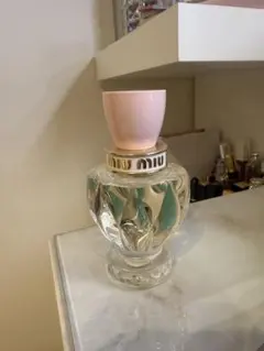 Miu Miu ツイスト オードトワレ 50mlのサムネイル