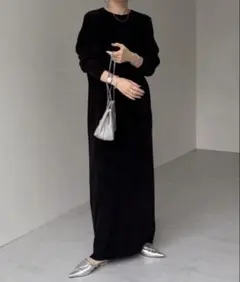 【wee9s】プリーツ　ロングワンピース　ブラック　完売品