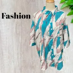 【Fashion】ユニセックス　半袖ブラウス　派手柄　夏にぴったりシャツ