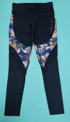 最終❗❗未使用❣️シルクスポーツ　ピラティス　ウォーキング　ヨガ　　レギンス