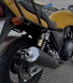 BEET JAPAN CB400sf nc31用 カーボンサイレンサーのサムネイル