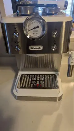 中古美品　DeLonghi エスプレッソマシン EC885J-M 中古美品 DeLonghi エスプレッソマシン EC885J-M - メルカリ