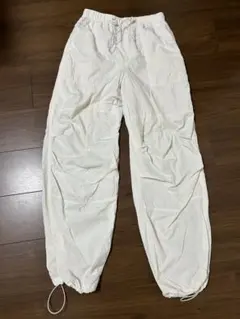 GU パラシュートパンツ　白　S