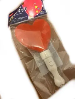 【完売品‼️】光るスティックハート 赤　DAISO 新品・未使用