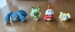 ポケモン フィギュア ニャオハ ホゲータ パピモッチメタグロス びっくらたまご