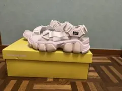 未使用／クリスチャンルブタン スポーツサンダル SUMMER DUNE 42