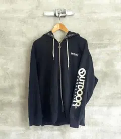 OUTDOOR ブラックパーカー