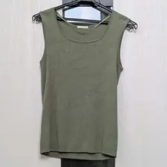 GU ジーユー リブスクエアネックニットタンクトップ 56 オリーブ M
