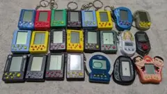 テトリス・たまごっち系キーチェーンミニゲーム機ジャンク23個セット