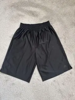 アディダス バスケットボールパンツ 黒のサムネイル