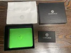 ヴェルサーチェ ジップアラウンドウォレット 折財布 グリーンのサムネイル