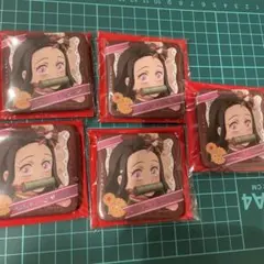 鬼滅の刃 バレンタイン&ホワイトデー 缶バッチ 禰豆子　5点セット