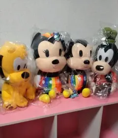 ヨギボー ミッキーマウスとフレズ ぬいぐるみ 大きめ 新品同様の４体セットのサムネイル