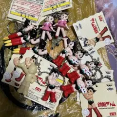手塚治虫　バンプレスト非売品！鉄腕アトム フィギュアキーホルダーのサムネイル