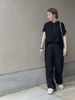 リネンブレンド　タックパンツ　炭黒　Mサイズ