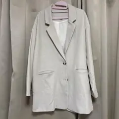 ベージュ テーラードジャケットのサムネイル