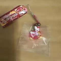 ご当地キティ 根付けストラップマスコット 明石タコ - メルカリ