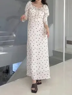 クレープサテンプリントワンピース　2025